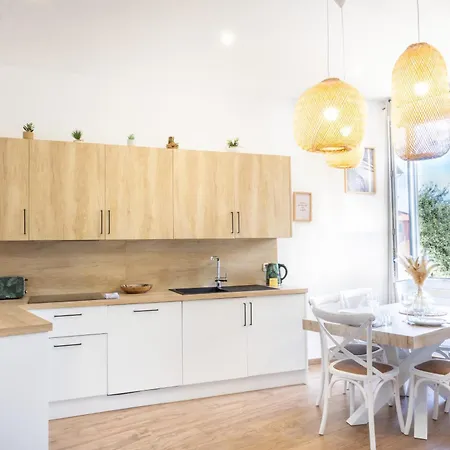 Les Logettes 2 * Menton